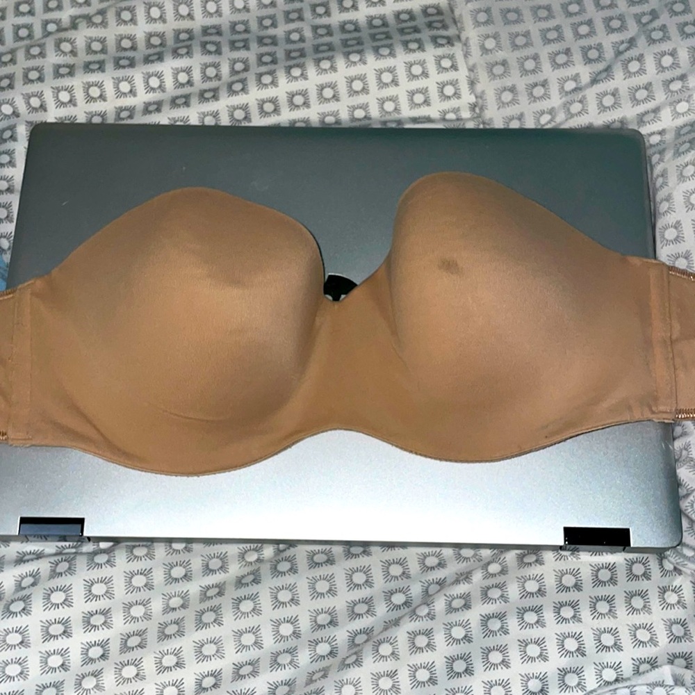 VS beige or nude strapless bra